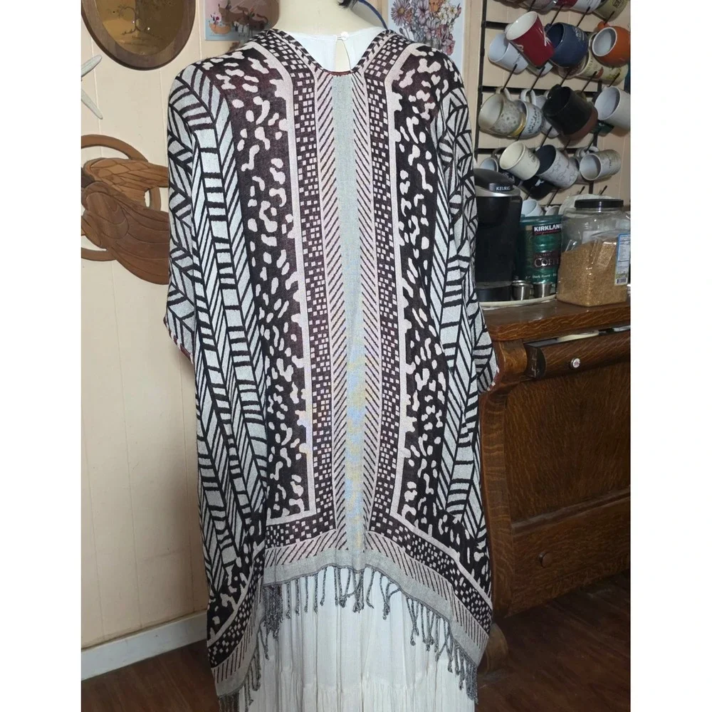 Unbranded Kimono Wrap Women OS Burgundy Reversible Boho Fringe‎ Hippie Festival